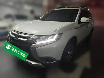 MITSUBISHI OUTLANDER — из Китая под ключ