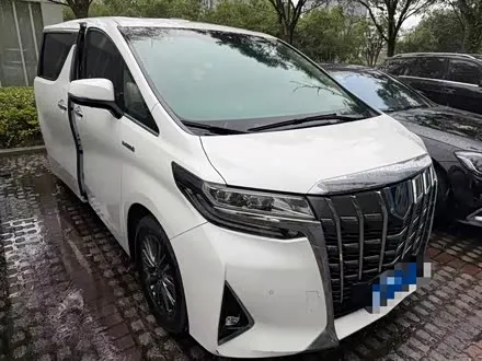 TOYOTA ALPHARD — из Китая под ключ