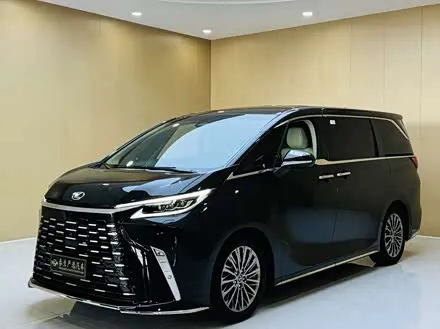 LEXUS LM — из Китая под ключ