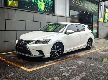 LEXUS CT — из Китая под ключ