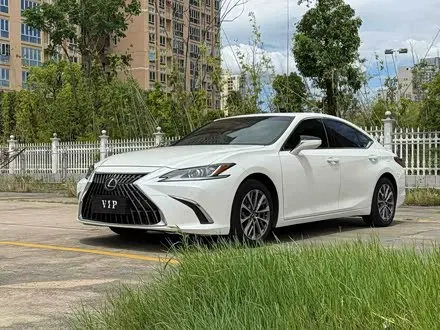 LEXUS ES — из Китая под ключ
