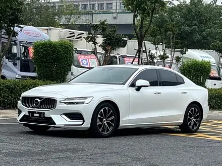 VOLVO S60 — из Китая под ключ