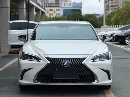 LEXUS ES — из Китая под ключ