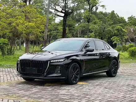 HONGQI H5 — из Китая под ключ
