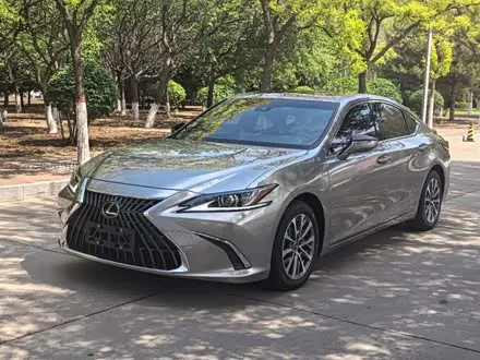 LEXUS ES — из Китая под ключ