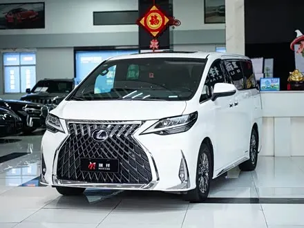LEXUS LM — из Китая под ключ