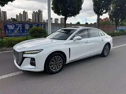 HONGQI H5 — из Китая под ключ