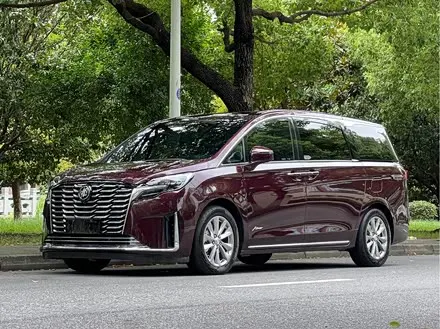 BUICK GL8 — из Китая под ключ