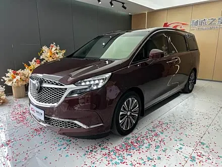 BUICK GL8 — из Китая под ключ