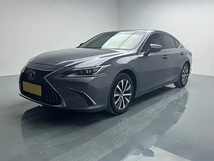 LEXUS ES — из Китая под ключ