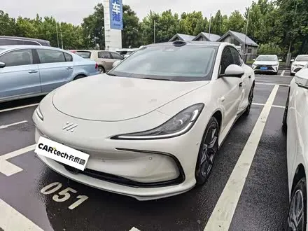 IM MOTORS L6 — из Китая под ключ