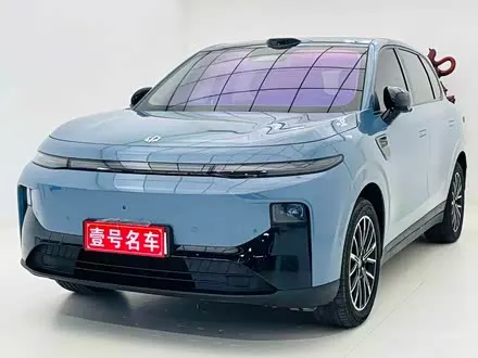 LEAPMOTOR B10 2025