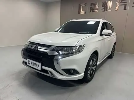 MITSUBISHI OUTLANDER — из Китая под ключ