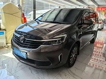 BUICK GL8 — из Китая под ключ