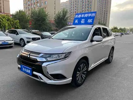 MITSUBISHI OUTLANDER — из Китая под ключ