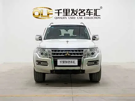 MITSUBISHI PAJERO — из Китая под ключ