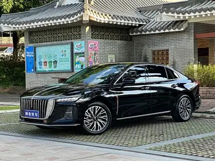 HONGQI H5 — из Китая под ключ