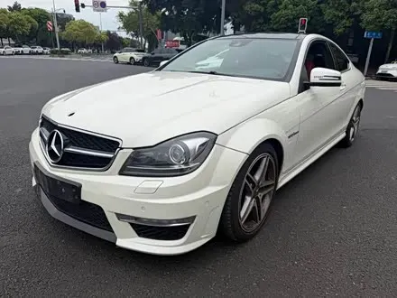 MERCEDES-BENZ C-CLASSAMG 2012