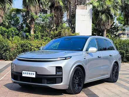 LI AUTO L8 — из Китая под ключ