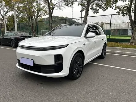 LI AUTO L6 — из Китая под ключ
