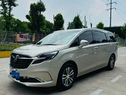 BUICK GL8 — из Китая под ключ
