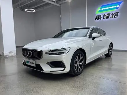 VOLVO S60 — из Китая под ключ