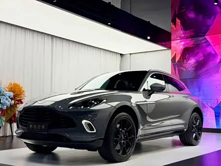 ASTON MARTIN DBX — из Китая под ключ