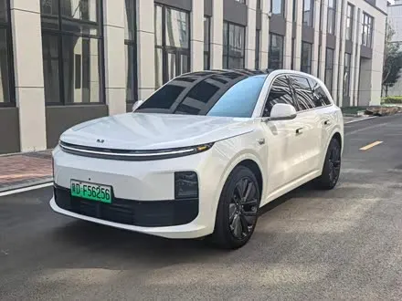 LI AUTO L6 — из Китая под ключ
