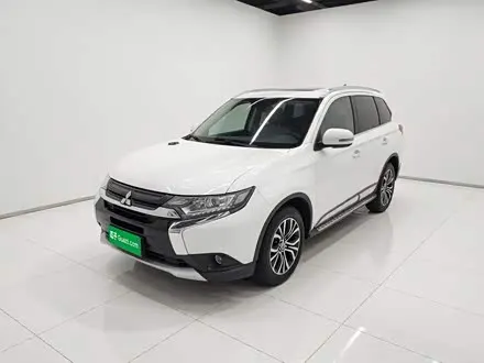 MITSUBISHI OUTLANDER — из Китая под ключ