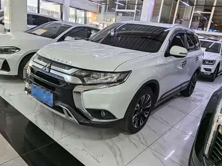 MITSUBISHI OUTLANDER — из Китая под ключ