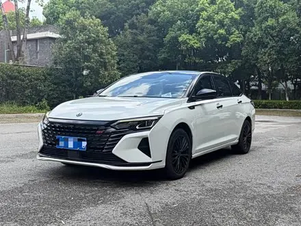 DONGFENG YIXUAN MAX — из Кореи под ключ