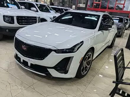 CADILLAC CT5 — из Китая под ключ