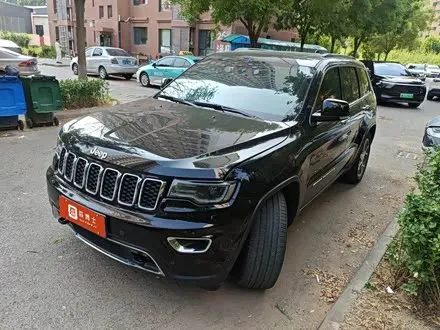 JEEP GRAND CHEROKEE — из Китая под ключ