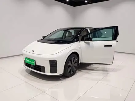 LI AUTO I6 — из Китая под ключ