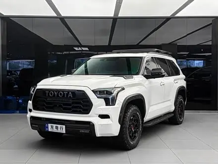 TOYOTA SEQUOIA 2023