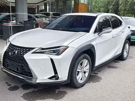 LEXUS UX — из Китая под ключ