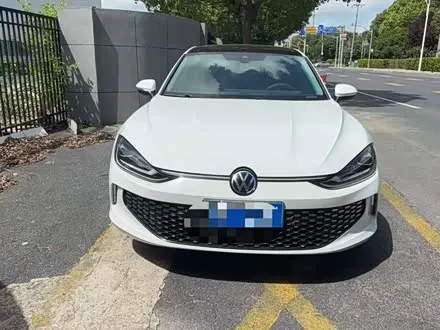 VOLKSWAGEN LAMANDO — из Китая под ключ