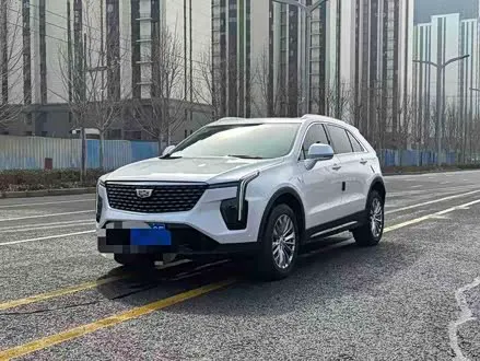CADILLAC XT4 — из Китая под ключ