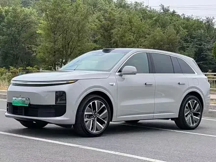 LI AUTO L6 — из Китая под ключ