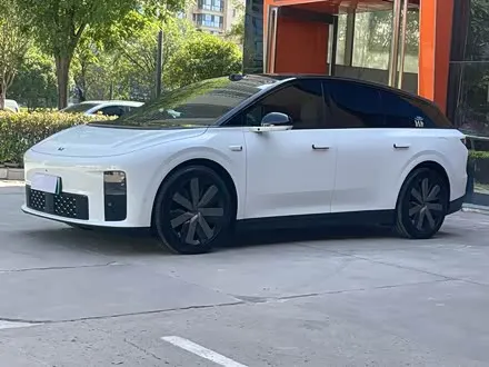 LI AUTO I6 — из Китая под ключ