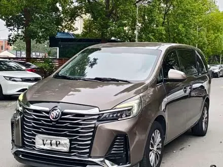 BUICK GL8 — из Китая под ключ