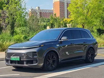 LI AUTO L8 — из Китая под ключ