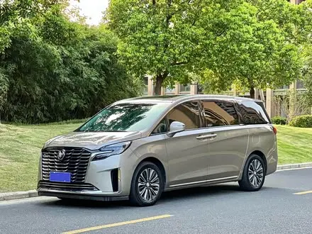BUICK GL8 — из Китая под ключ