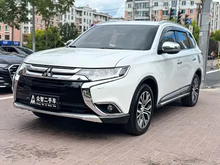 MITSUBISHI OUTLANDER — из Китая под ключ