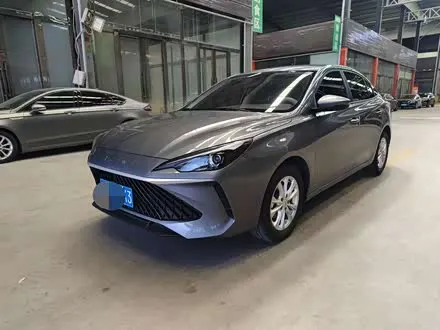 ROEWE I5 — из Китая под ключ