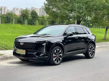 CADILLAC XT5 — из Китая под ключ