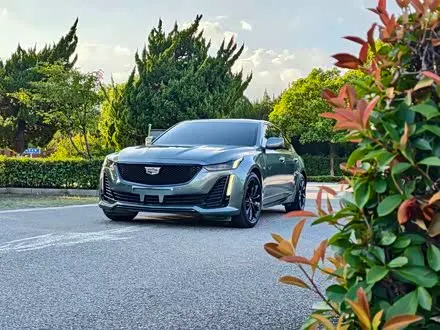 CADILLAC CT5 — из Китая под ключ