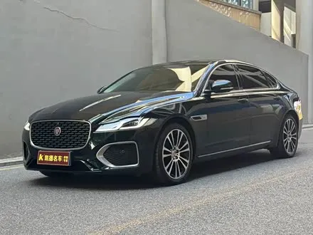 JAGUAR XFL 2025