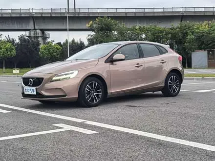 VOLVO V40 — из Китая под ключ