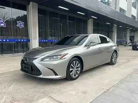 LEXUS ES — из Китая под ключ